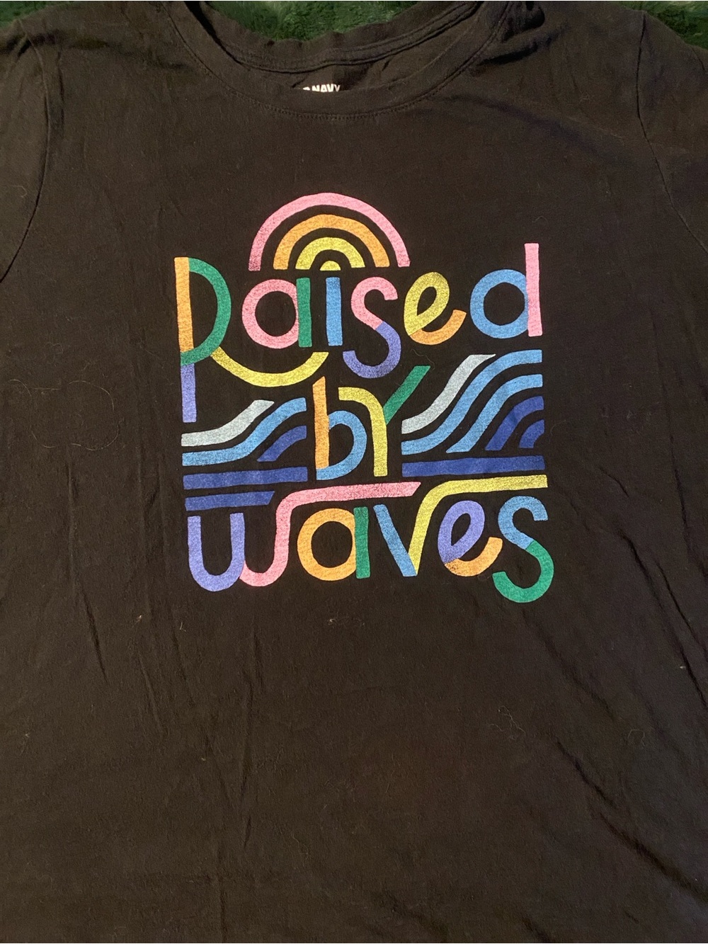 Old Navy Black Tee with Teal, Blue and White Wave Graphic